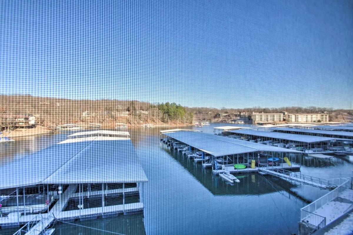 Waterfront Condo With Boat Slip! Lake Ozark Zewnętrze zdjęcie